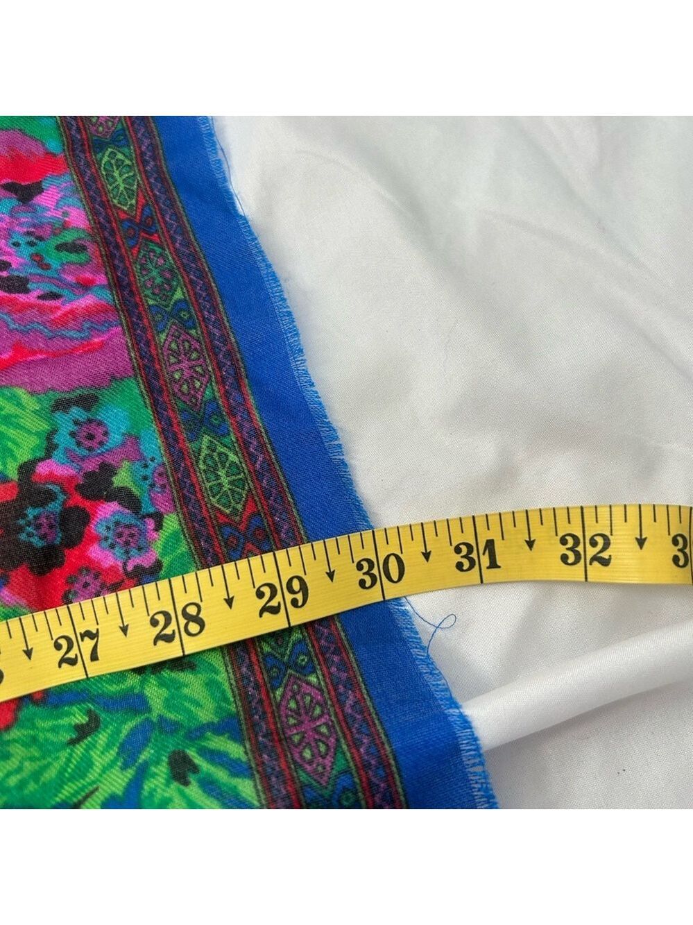 Vintage Challis By Berkshire Scarf  Blue Red Floral  RN 14570 Made In Japan - Picture 4 of 7